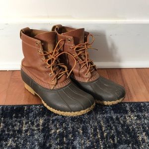 Size 9 Women’s Bean Boots by LL Bean